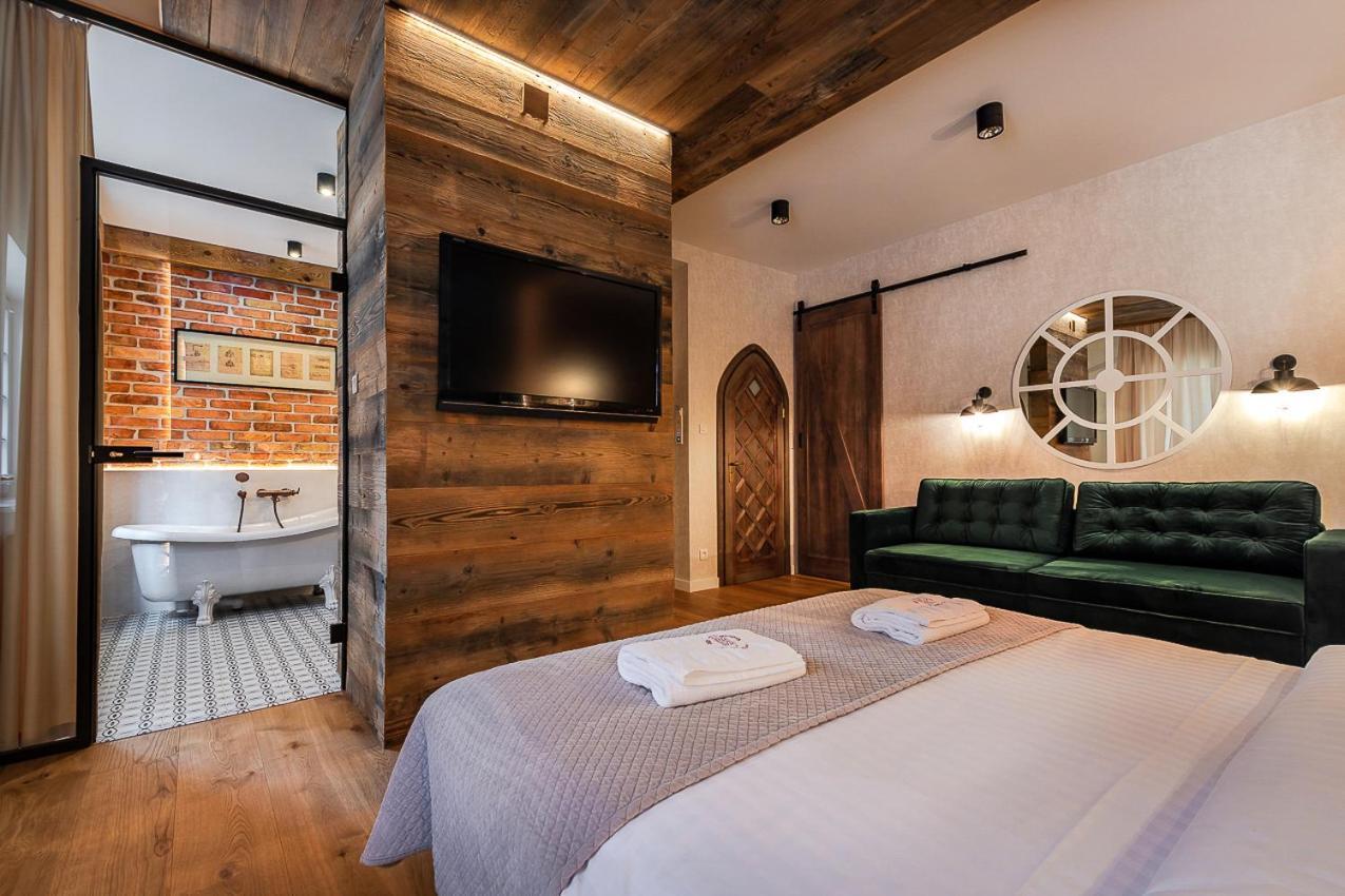 Gotyk House Aparthotel Гданск Екстериор снимка